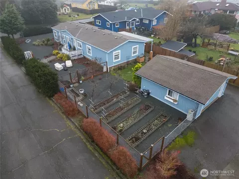 1238 W 11th St, Port Angeles, WA 98363