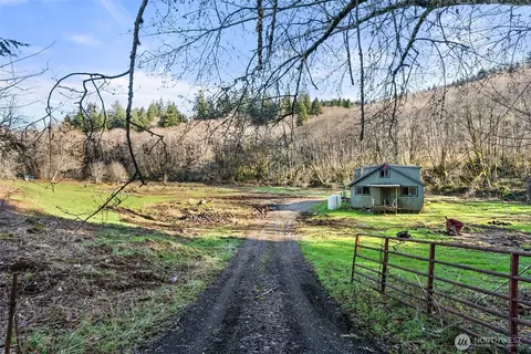 138 Ward Creek Rd, Raymond, WA 98577