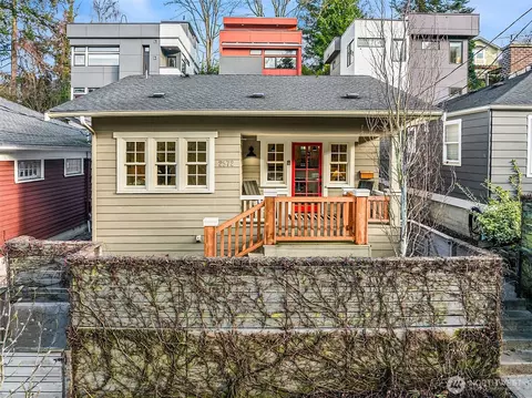 2572 3rd Ave W, Seattle, WA 98119