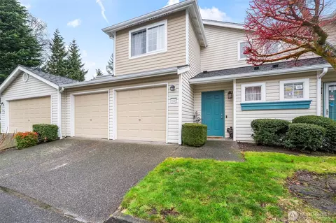 4802 Nassau Ave NE #122, Tacoma, WA 98422