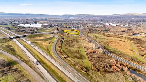 0 Buena Rd, Zillah, WA 98953