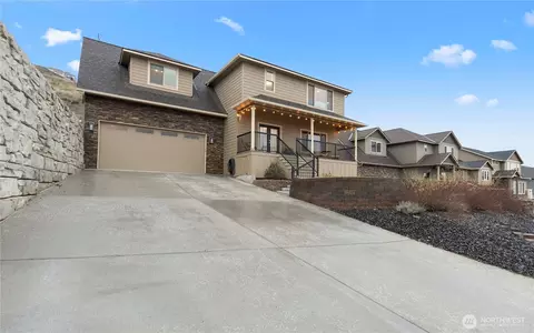 2627 Catalina Ave, East Wenatchee, WA 98802