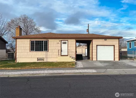 426 E Brown Ave, Moses Lake, WA 98837