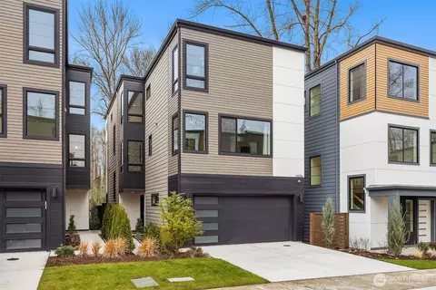 14856 NE Site 3 Ne 2nd Ct, Bellevue, WA 98007