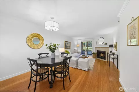 12601 SE 41st Pl #C102, Bellevue, WA 98006