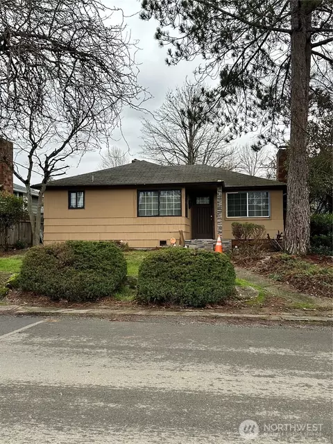 8444 54th Ave S, Seattle, WA 98118