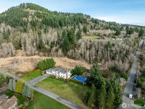 View/Area - 47108 290th Ave SE, Enumclaw, WA 98022 photo 4 of 5