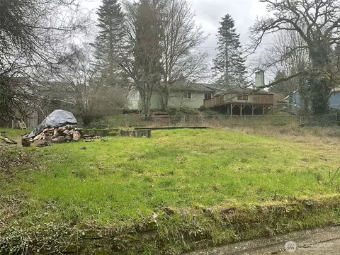 1015 Morris St, Bremerton, WA 98310