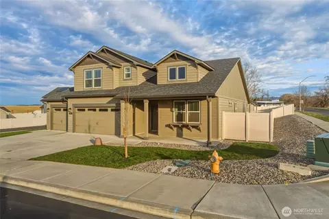 Exterior - 1397 Caprio Loop, Walla Walla, WA 99362 photo 2 of 8