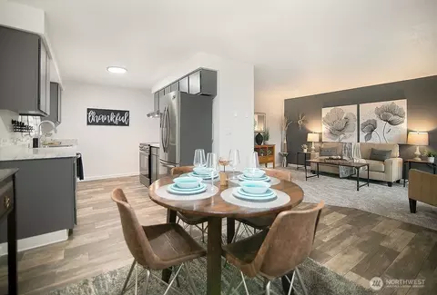 Dining - 341 24th Ave, Longview, WA 98632 photo 2 of 4