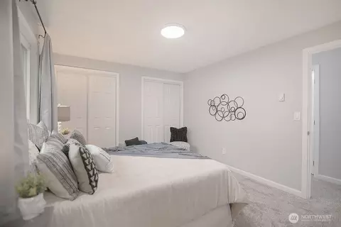 Bedroom - 341 24th Ave, Longview, WA 98632 photo 4 of 10