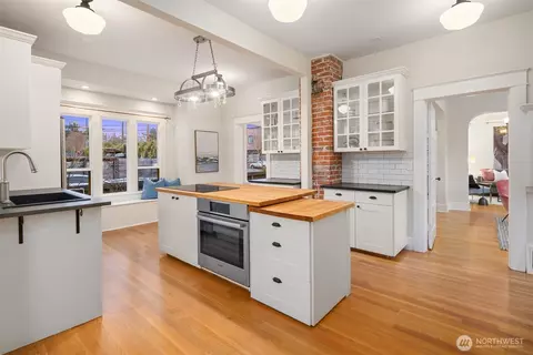 Kitchen - 703 24th Ave S, Seattle, WA 98144 photo 2 of 3