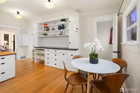 Dining - 703 24th Ave S, Seattle, WA 98144 photo 3 of 4