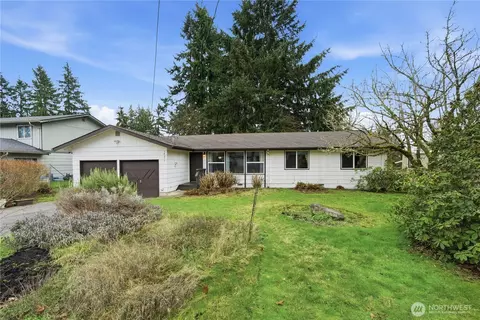 14055 SE 202nd St, Kent, WA 98042