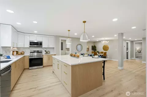 130 203rd Pl SW, Lynnwood, WA 98036