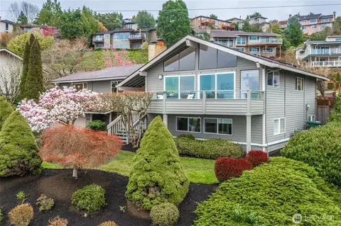 4538 Somerset Dr SE, Bellevue, WA 98006