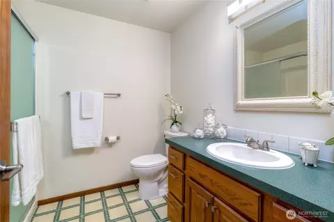 Bath - 64 Talon Loop, Walla Walla, WA 99362 photo 3 of 4