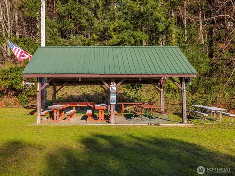 Exterior - 81 Seamount Dr, Brinnon, WA 98320 photo 5 of 5