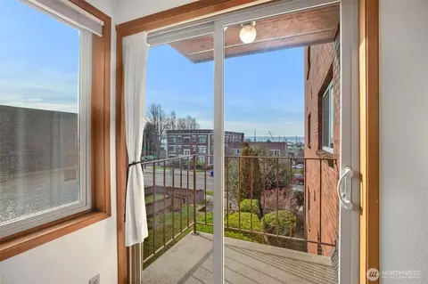 2619 Rucker Ave #5, Everett, WA 98201