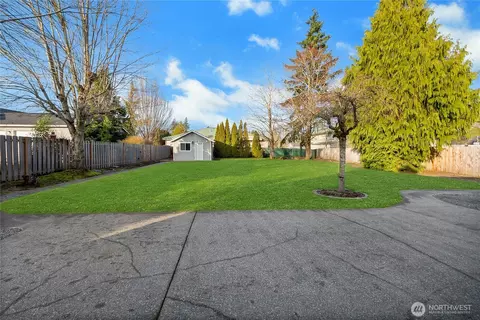 Exterior - 2881 Initial Ave, Enumclaw, WA 98022 photo 2 of 5