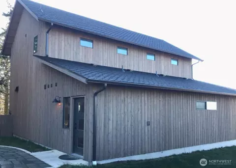 827 Engle Rd, Coupeville, WA 98239