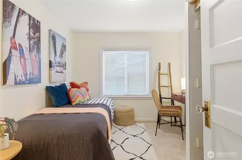 2136 N 90th St, Seattle, WA 98103 photo 11