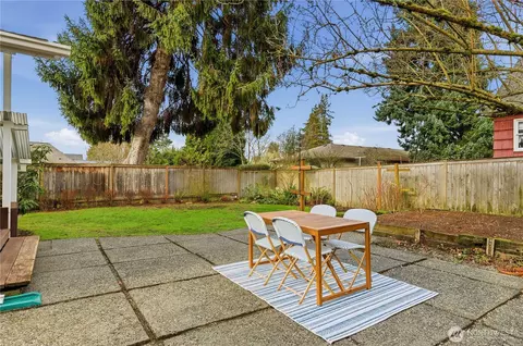 2136 N 90th St, Seattle, WA 98103 photo 21