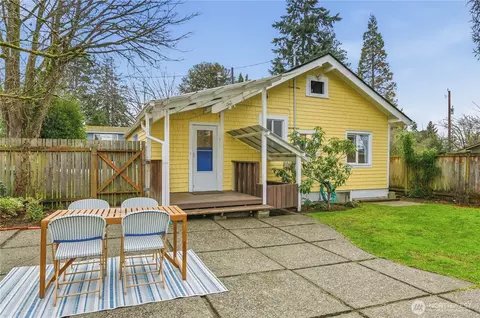 2136 N 90th St, Seattle, WA 98103 photo 20