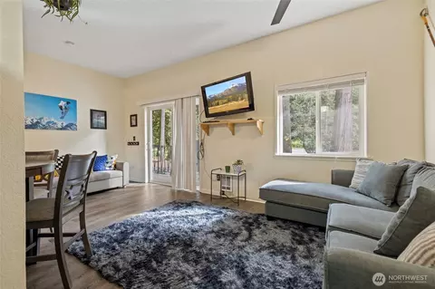 10433 Mt Baker Hwy #1007A, Deming, WA 98244