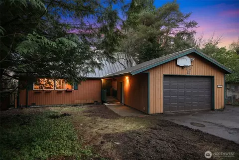 2615 Huron St, Bellingham, WA 98226