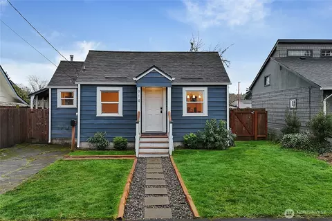 914 6th Ave SW, Puyallup, WA 98371
