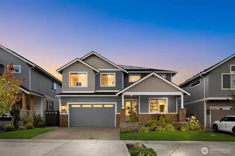 23070 SEvergreen St, Black Diamond, WA 98010
