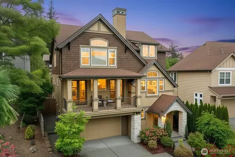 721 Lingering Pine Dr NW, Issaquah, WA 98027