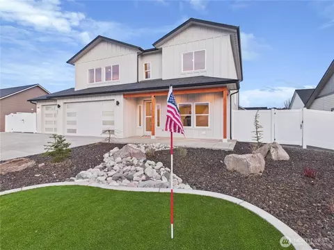 897 NE Conner Ct, East Wenatchee, WA 98802