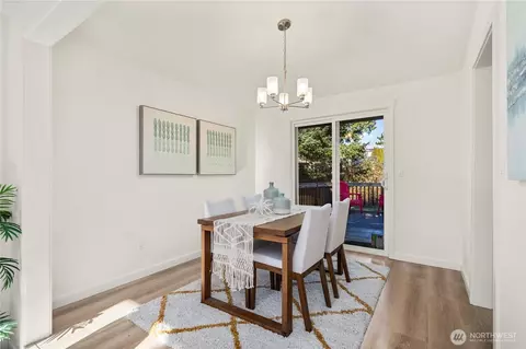 Dining - 719 213 St SE, Bothell, WA 98021 photo 1 of 2