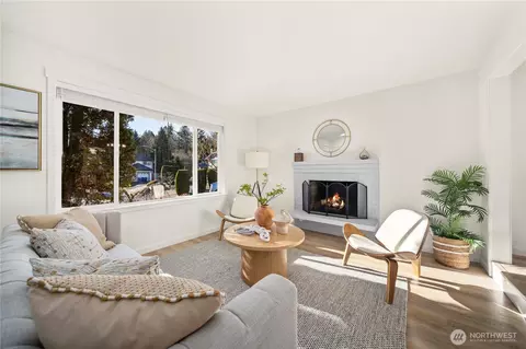 Living - 719 213 St SE, Bothell, WA 98021 photo 4 of 5