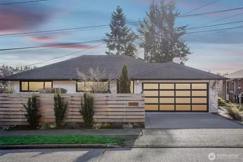 4015 SW Donovan St, Seattle, WA 98136
