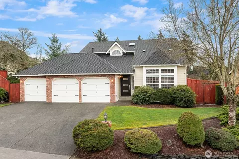 3417 Broadmoor Dr NE, Tacoma, WA 98422