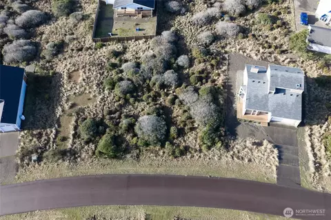 444 N Bel Air Loop, Ocean Shores, WA 98569