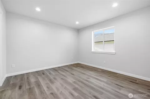 Bedroom - 6494 Watson Loop, Maple Falls, WA 98266 photo 1 of 6