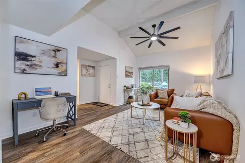 4308 NE Sunset Blvd #P1, Renton, WA 98059