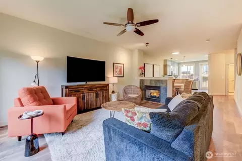 2115 201st Pl SE #F-4, Bothell, WA 98012 photo 3
