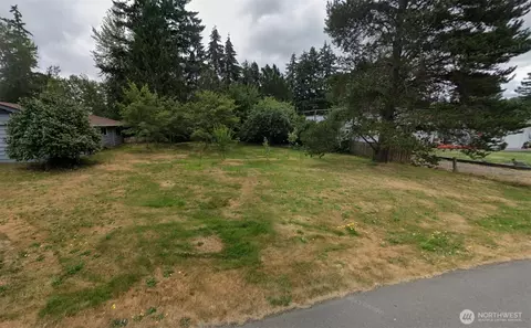 9021 E D St, Tacoma, WA 98445