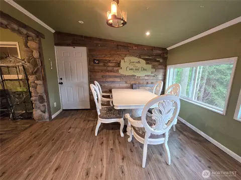 Dining - 276261 Highway 101, Sequim, WA 98382 photo 2 of 2