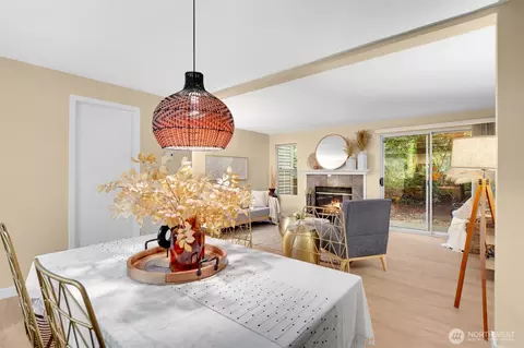 Dining - 15600 116th Ave NE #K3, Bothell, WA 98011 photo 5 of 6