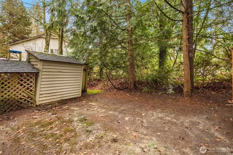 Exterior - 15600 116th Ave NE #K3, Bothell, WA 98011 photo 7 of 8
