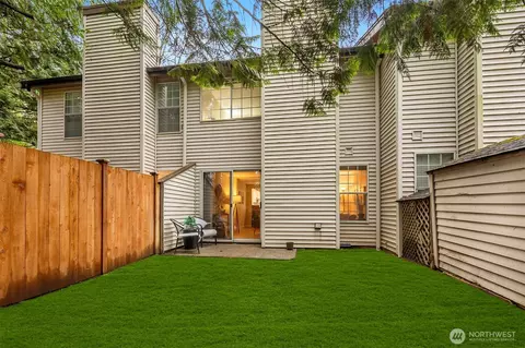 Exterior - 15600 116th Ave NE #K3, Bothell, WA 98011 photo 8 of 8