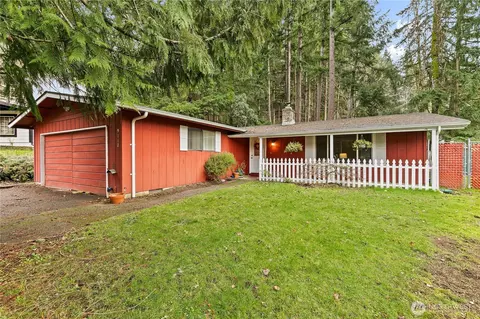 9112 Deers Tongue Cir W, University Place, WA 98467