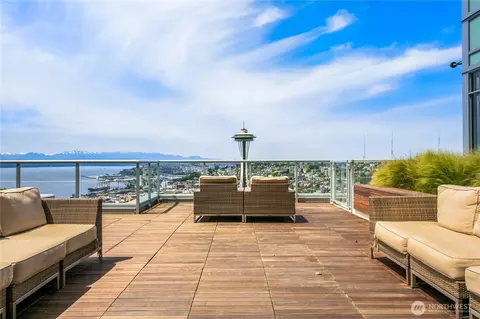 588 Bell St #2902S, Seattle, WA 98121