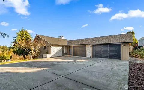 10010 Lakemont Ave, Lake Stevens, WA 98258